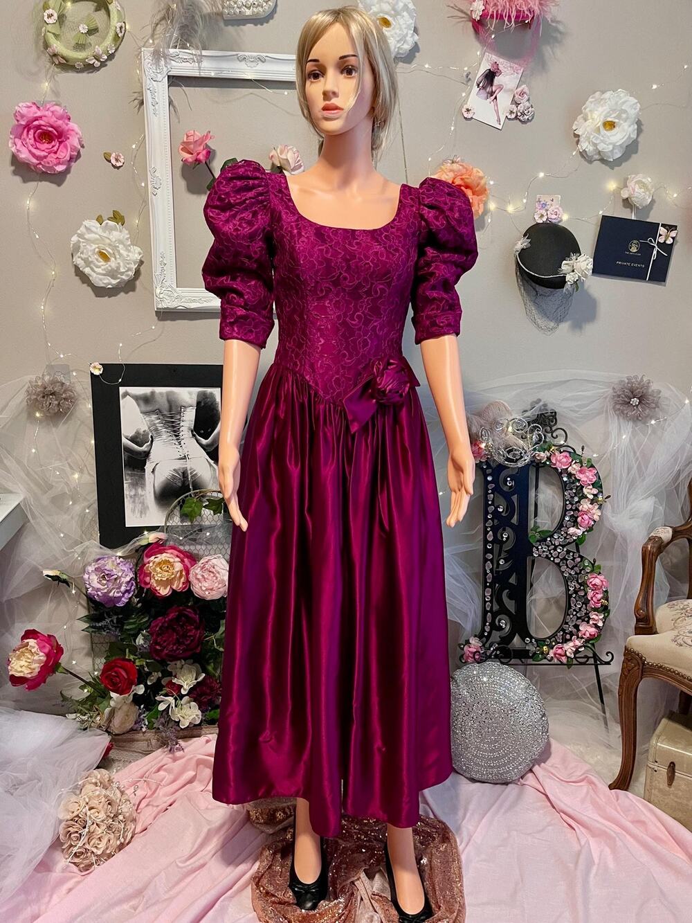 Vintage 1980s Burgundy Lace Formal Dress – Tea Length Size M